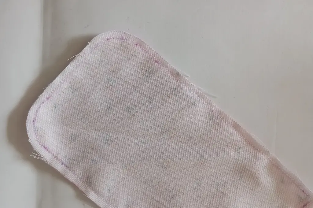 Tutorial porta cuffie rivoltatura step 4