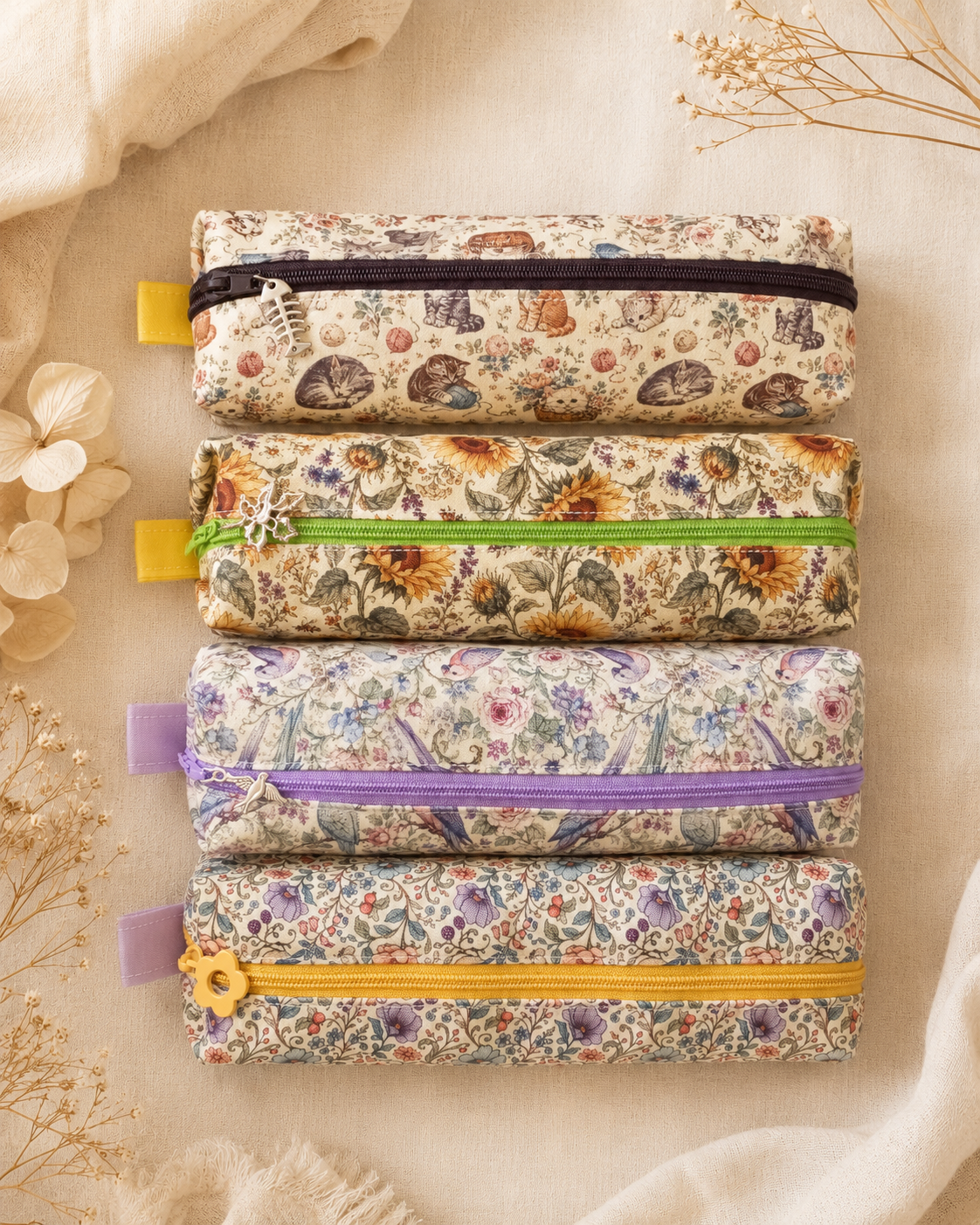Astucci origami fatti a mano in tessuto stampato con fantasie floreali e naturali Astucci origami fatti a mano in tessuto stampato con fantasie floreali e naturali